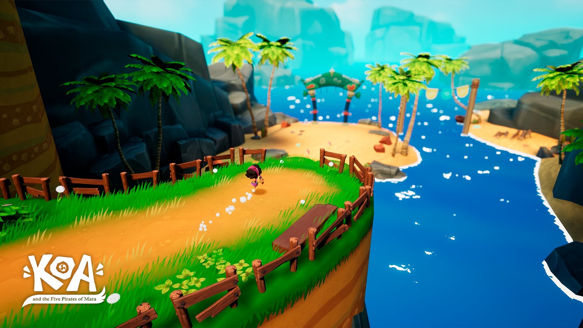 Koa-Figur auf einem grasbewachsenen Klippenpfad mit Blick auf einen tropischen Strand mit Palmen und Holzzäunen im Spiel „Koa and the Five Pirates of Mara“